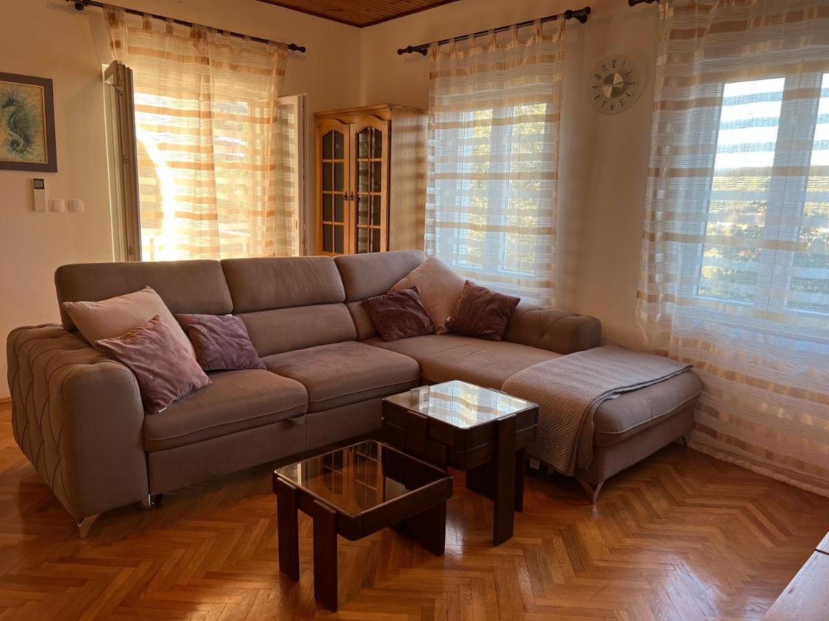Apartmani Luka Zrnovo Экстерьер фото